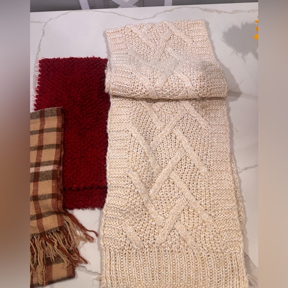 Three Knit Scarfs - Picture 1 of 3